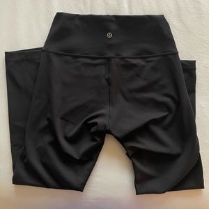 Lululemon Wonder Train 23" Crop, Black, Size 8